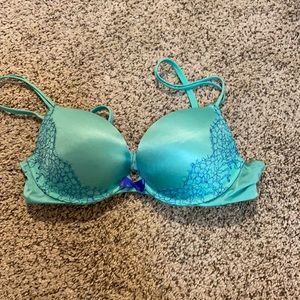 Victoria’s Secret Very Sexy Push Up Bra